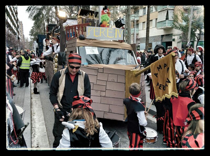 Els pirates del Pere IV, primer premi de la Rua del Poblenou